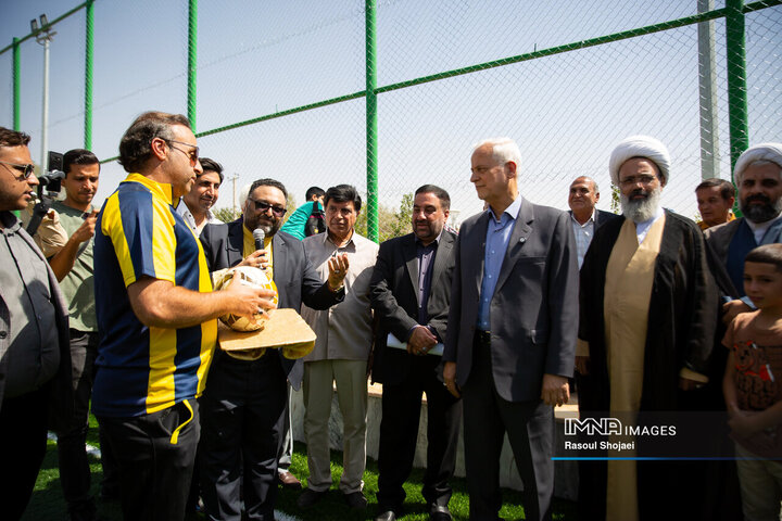 آیین بهره‌برداری از ۹۶ پروژه منطقه ۸ اصفهان