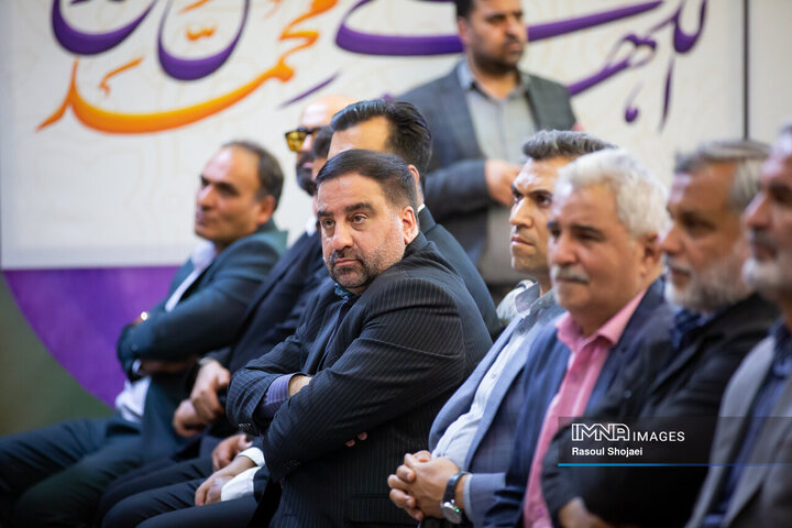 آیین بهره‌برداری از ۹۶ پروژه منطقه ۸ اصفهان