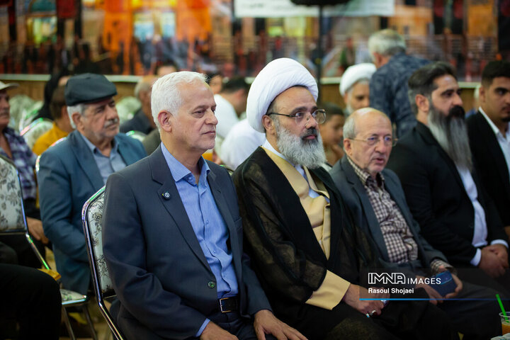 آیین بهره‌برداری از ۹۶ پروژه منطقه ۸ اصفهان