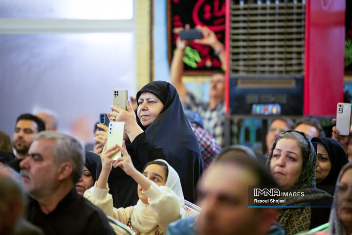 آیین بهره‌برداری از ۹۶ پروژه منطقه ۸ اصفهان