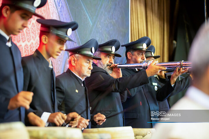 آیین بهره‌برداری از ۹۶ پروژه منطقه ۸ اصفهان