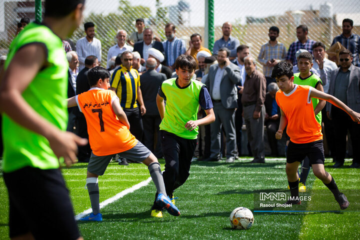 آیین بهره‌برداری از ۹۶ پروژه منطقه ۸ اصفهان