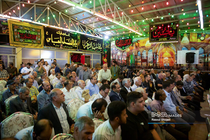 آیین بهره‌برداری از ۹۶ پروژه منطقه ۸ اصفهان