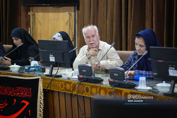 نشست خبری مدیرکل آموزش و پرورش استان اصفهان