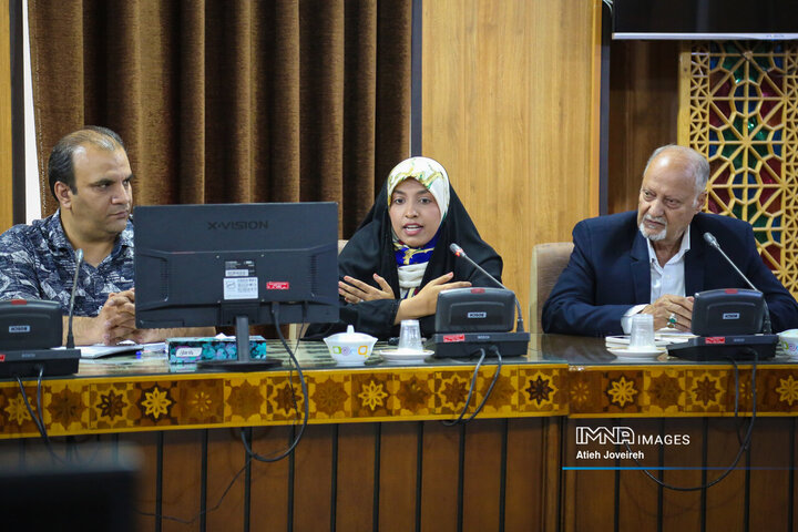 نشست خبری مدیرکل آموزش و پرورش استان اصفهان