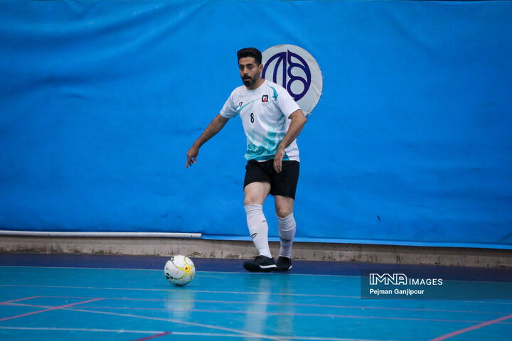 آیین تجلیل از مقام‌آوران فوتسال کارکنان شهرداری اصفهان