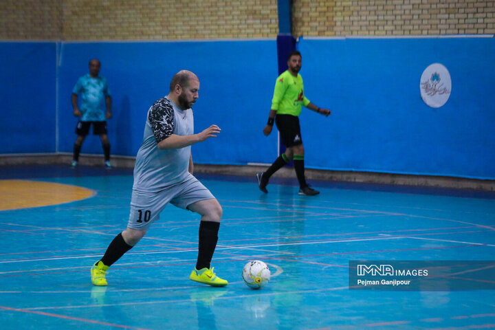 آیین تجلیل از مقام‌آوران فوتسال کارکنان شهرداری اصفهان