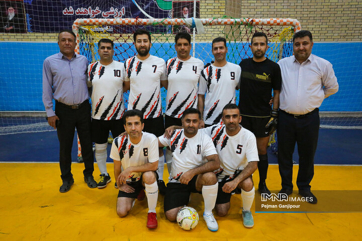 آیین تجلیل از مقام‌آوران فوتسال کارکنان شهرداری اصفهان