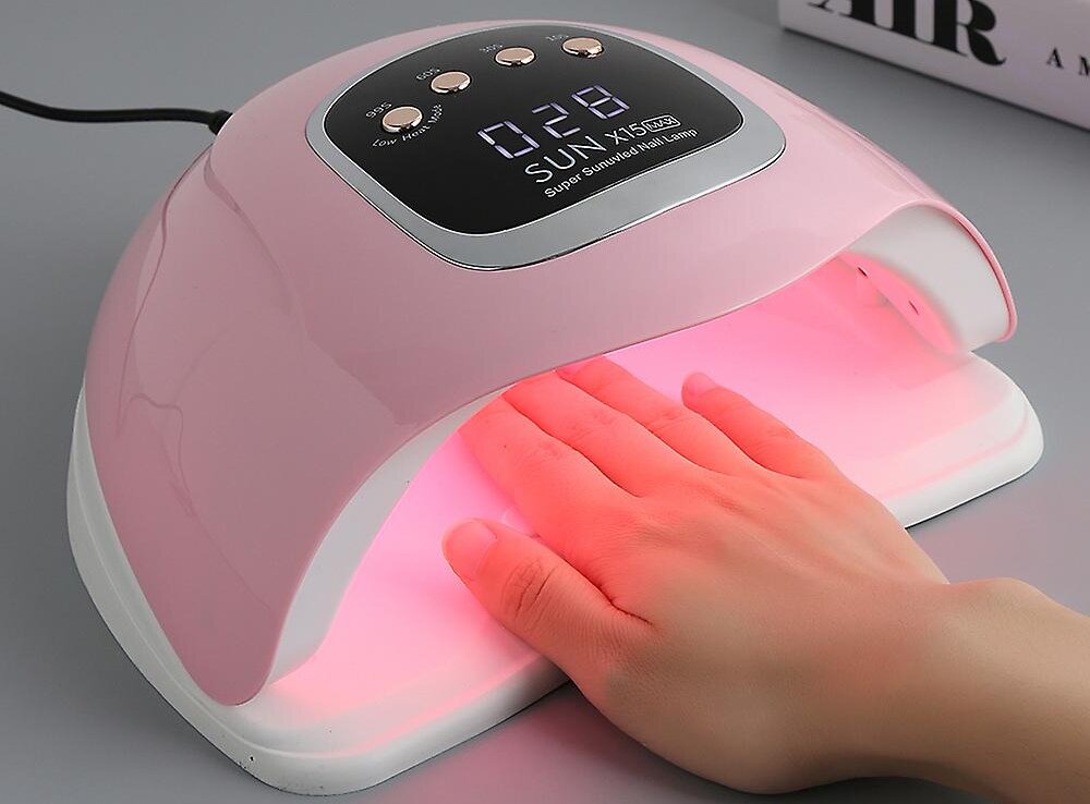 آیا دستگاه‌ UV خشک‌ کننده ناخن سرطان‌زاست؟ | عوارض استفاده از دستگاه لاک خشک کن