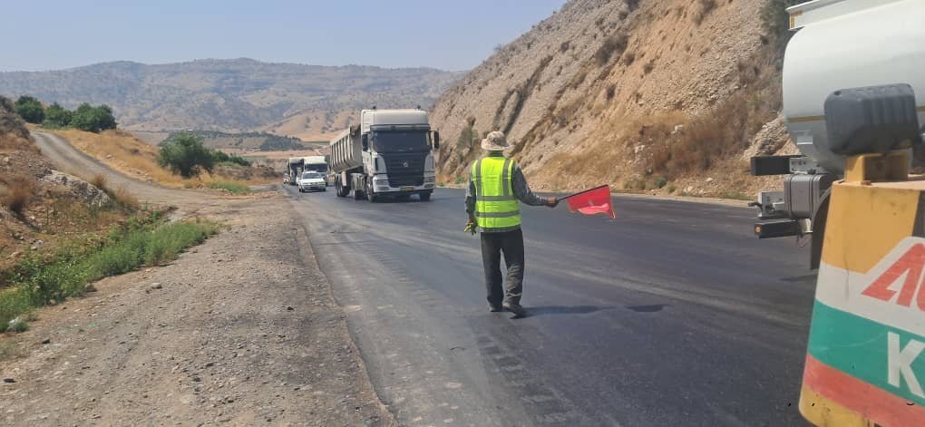 آغاز عملیات روکش آسفالت دهدشت-باشت