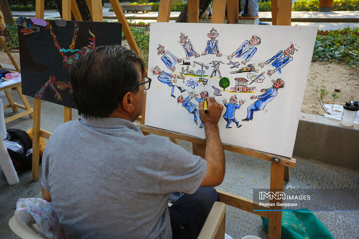 رویداد «رنگ شهر زندگی» در گذر چهارباغ