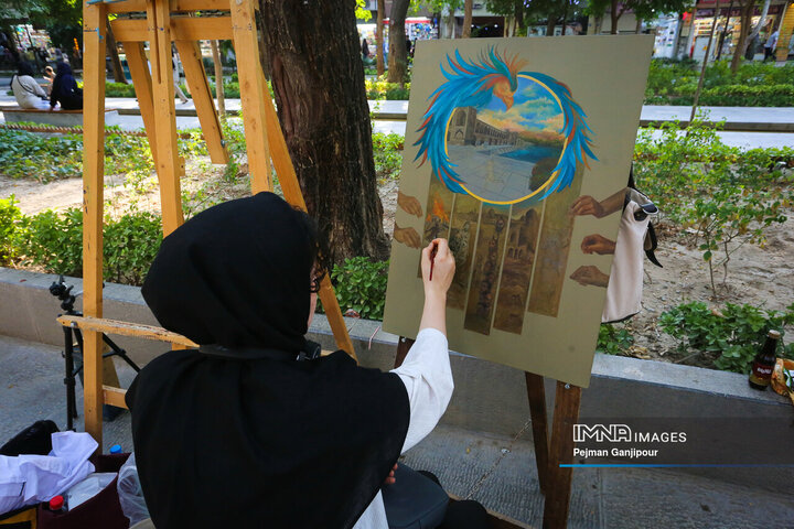 رویداد «رنگ شهر زندگی» در گذر چهارباغ