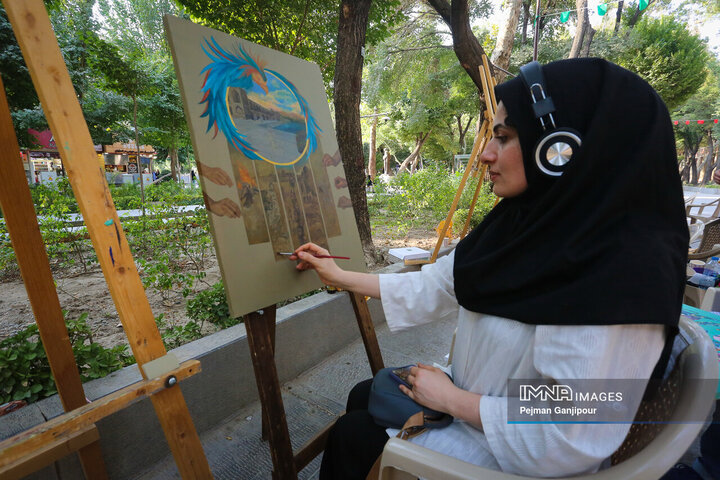 رویداد «رنگ شهر زندگی» در گذر چهارباغ