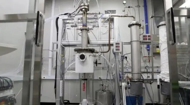 انقلابی در بازیافت؛ وسیلهای که پلاستیک را در صدم ثانیه نابود میکند