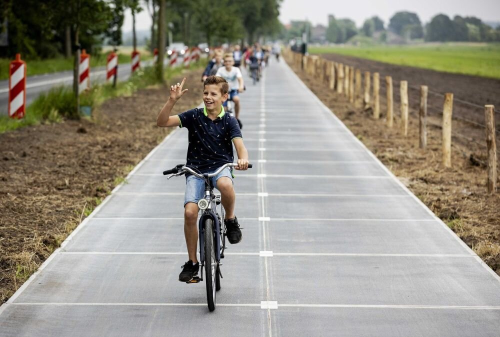 چگونه مسیرهای دوچرخهسواری را میتوان به نیروگاه تبدیل کرد؟