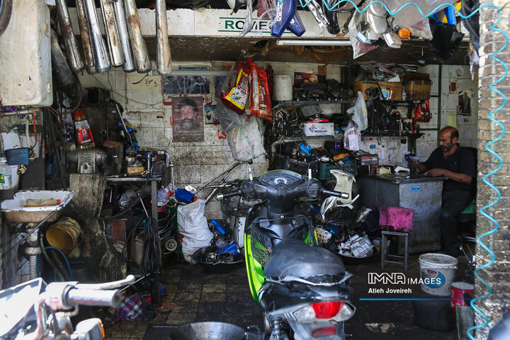 Discovering Seljuk Legacy in Isfahan’s Imamzadeh Esmaeil Neighborhood