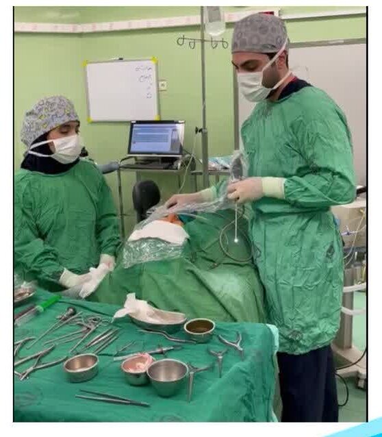 نخستین جراحی ترمیم مجرای کیسه اشکی چشم به روش اندوسکوپی از راه بینی در بیمارستان شریعتی