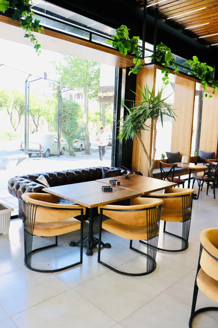 میز رستورانی مربع