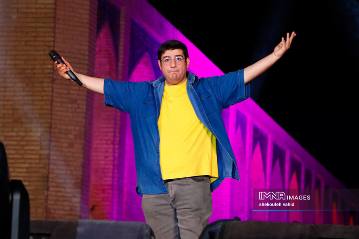 ویژه برنامه «امت ماه»