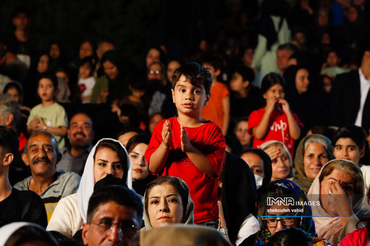 ویژه برنامه «امت ماه»