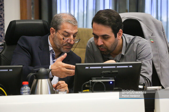 جلسه علنی شورای شهر اصفهان