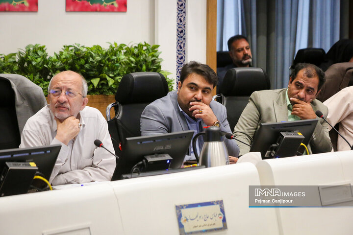 جلسه علنی شورای شهر اصفهان