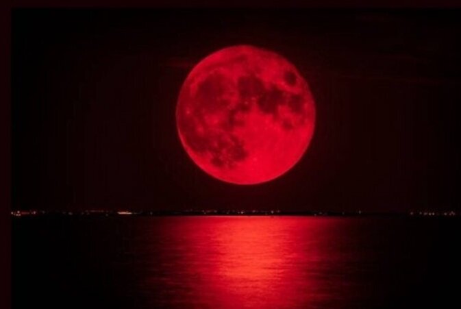 فیلم| ماه گرفتگی (ماه خونین) امشب ۱۶ شهریور ۱۴۰۴ سنندج