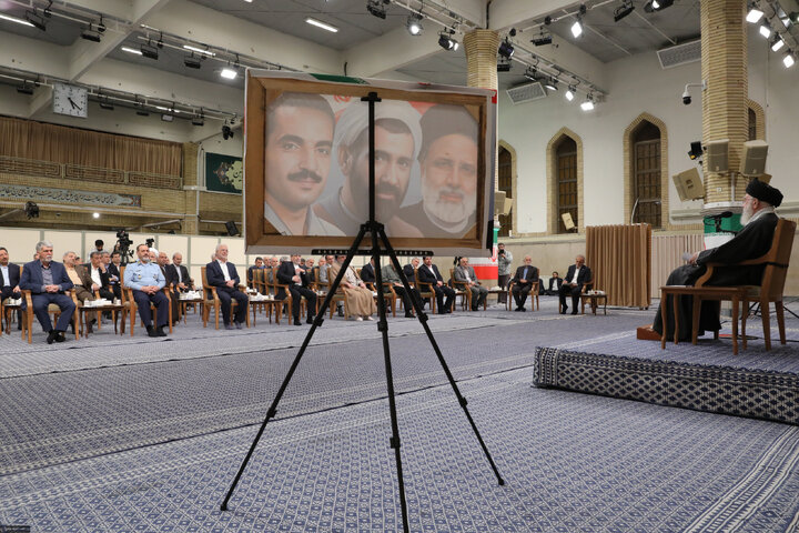 دیدار رئیس‌جمهور و اعضای هیئت دولت با رهبر انقلاب