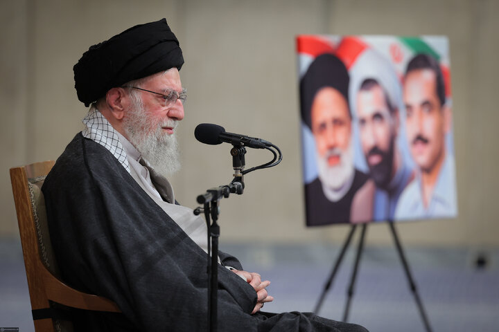 دیدار رئیس‌جمهور و اعضای هیئت دولت با رهبر انقلاب