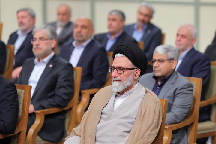 دیدار رئیس‌جمهور و اعضای هیئت دولت با رهبر انقلاب