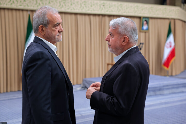 دیدار رئیس‌جمهور و اعضای هیئت دولت با رهبر انقلاب