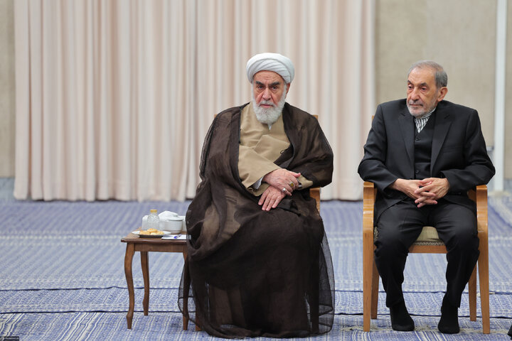 دیدار رئیس‌جمهور و اعضای هیئت دولت با رهبر انقلاب