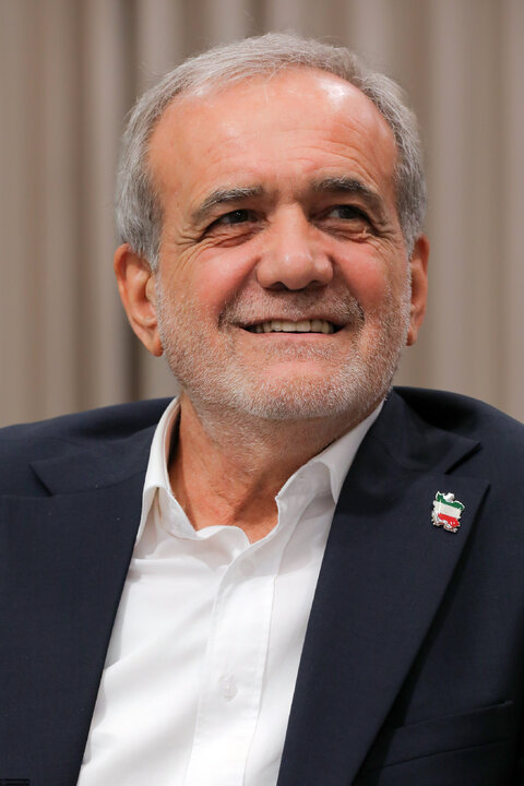 دیدار رئیس‌جمهور و اعضای هیئت دولت با رهبر انقلاب