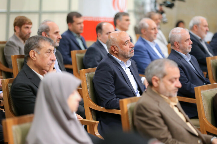 دیدار رئیس‌جمهور و اعضای هیئت دولت با رهبر انقلاب