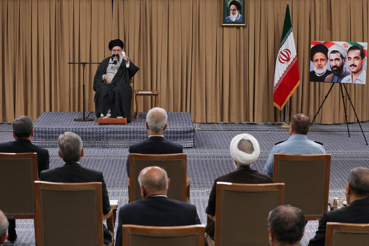 دیدار رئیس‌جمهور و اعضای هیئت دولت با رهبر انقلاب