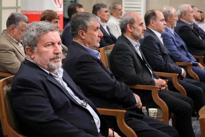 دیدار رئیس‌جمهور و اعضای هیئت دولت با رهبر انقلاب