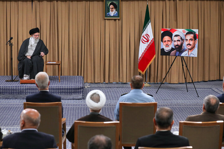 دیدار رئیس‌جمهور و اعضای هیئت دولت با رهبر انقلاب