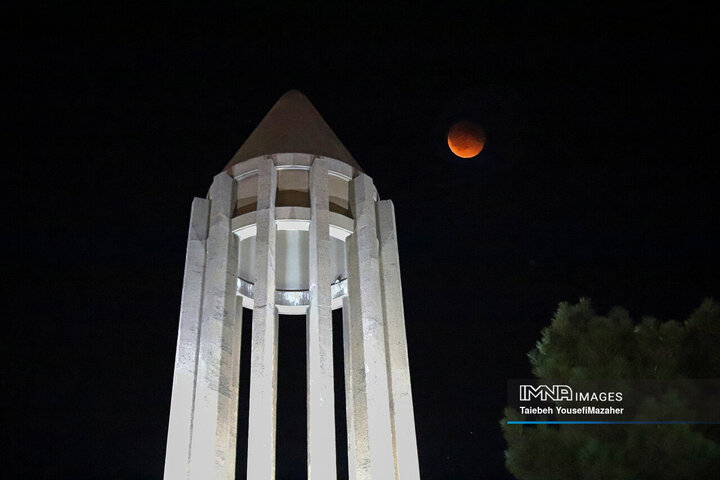 عکس‌های ماه گرفتگی ۱۴۰۴ - همدان