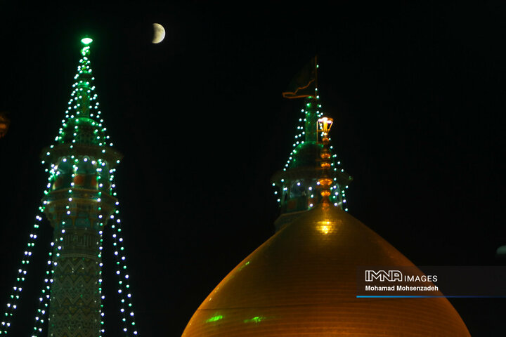 عکس‌های ماه گرفتگی ۱۴۰۴ -قم