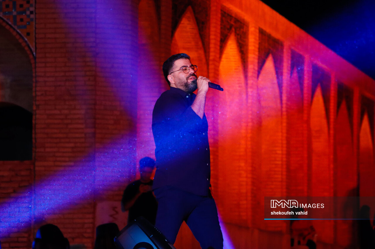 حامد همایون در جشن امت ماه