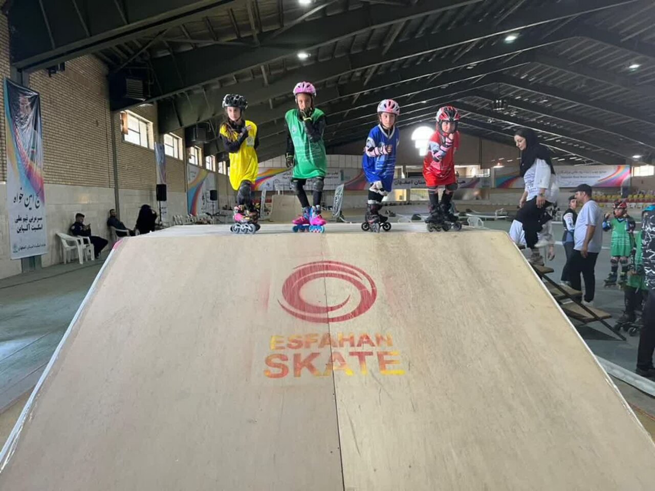پایان اولین دوره مسابقات کشوری اسکیت کراس در اصفهان؛ هیجان و سرعت تا آخرین خط پایان