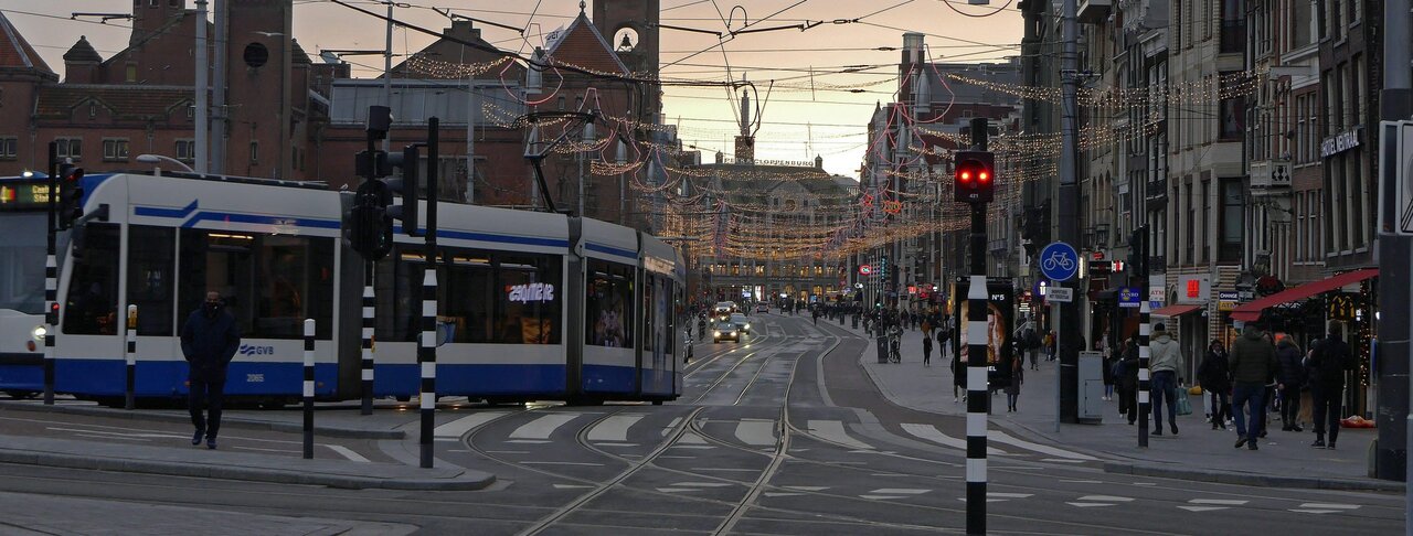 وقتی چراغها برای اتوبوسها سبز میمانند