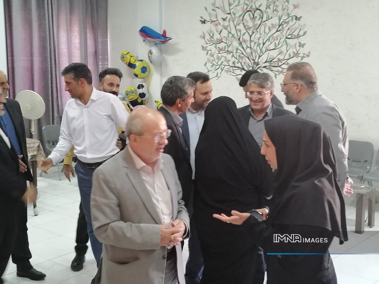 پیگیری مشکلات مدرسه نابینایان با حضور اعضای شورای شهر و خیرین اصفهان