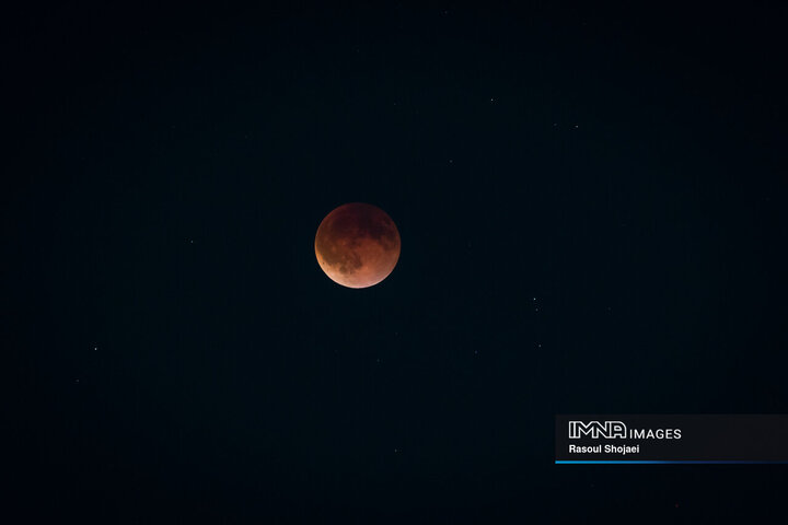 ماه گرفتگی ۱۴۰۴- اصفهان