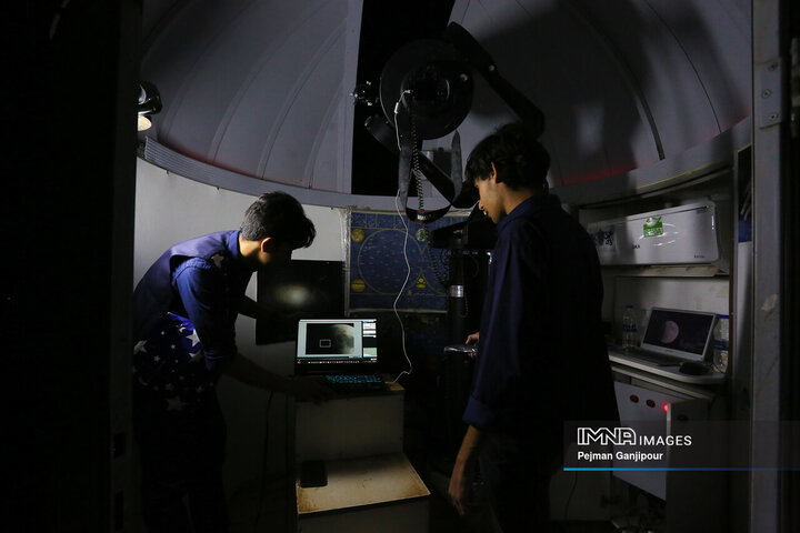 ماه گرفتگی ۱۴۰۴ - اصفهان