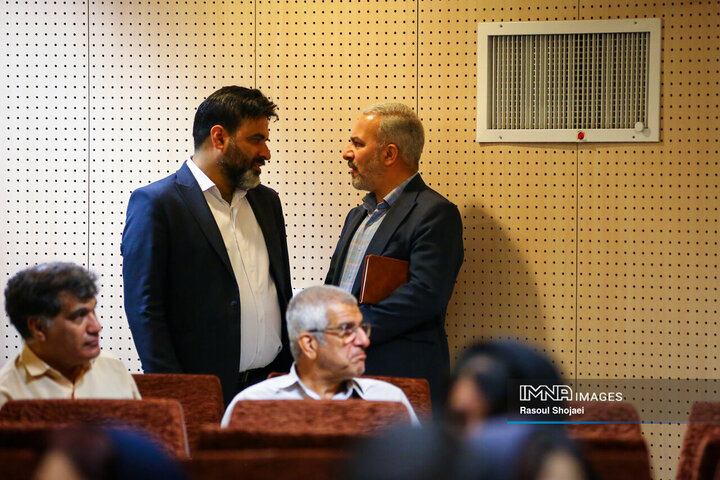 نشست خبری شهردار اصفهان