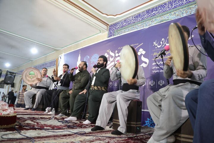 مراسم مولودی‌خوانی«یادواره شمس قریشی» در سنندج برگزار شد