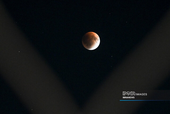 ماه گرفتگی ۱۴۰۴ - تهران