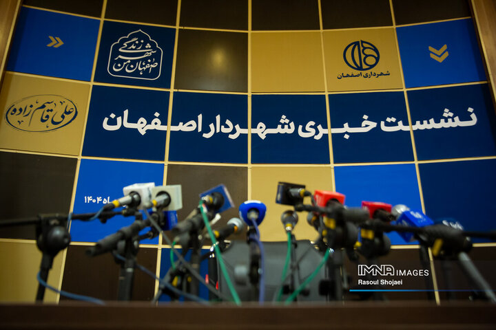 پاسخ‌های بدون تکلف شهردار اصفهان به دغدغه‌های رسانه‌ها؛از خیابان نشاط تا خرد جمعی پل خواجو