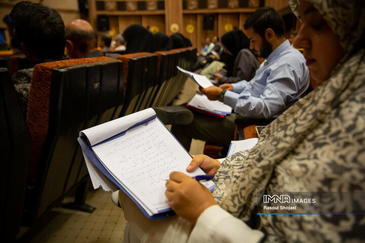 نشست خبری شهردار اصفهان